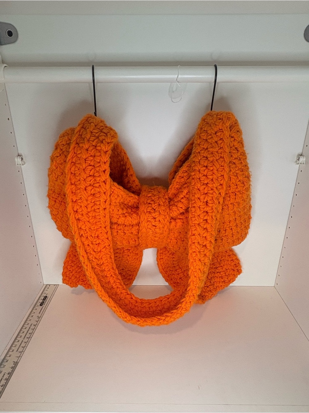 Handmade Oversized Crochet Bow Shoulder Bag – One-of-a-Kind - Picture 3 of 5